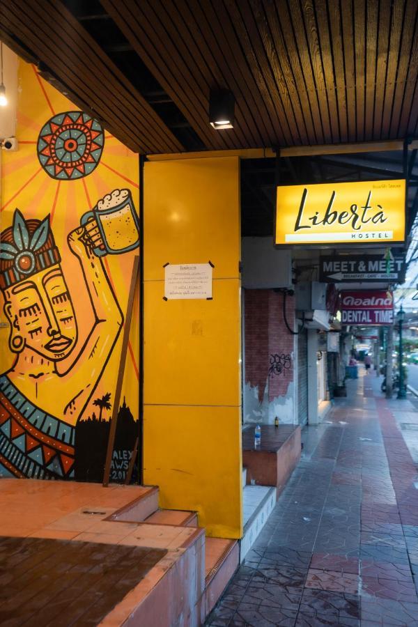 Liberta Hostel Bangkok Exterior photo