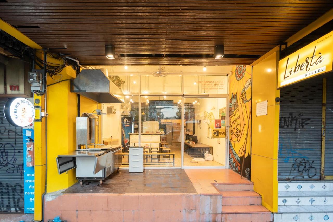 Liberta Hostel Bangkok Exterior photo